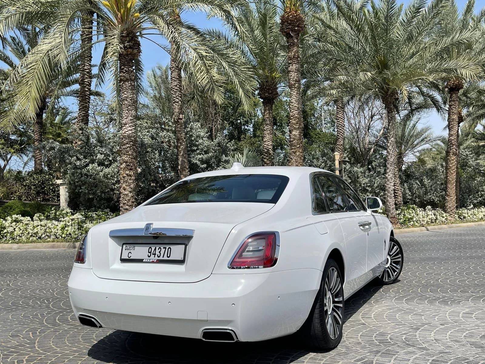 ROLLSROYCE Ghost - Image 3