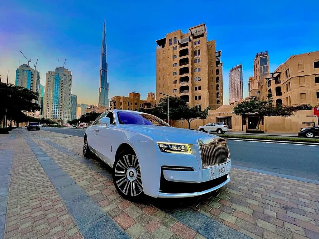 ROLLSROYCE Ghost - Image 4