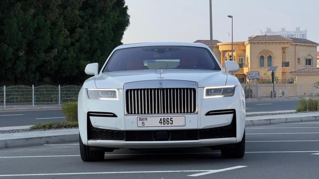 ROLLSROYCE Ghost